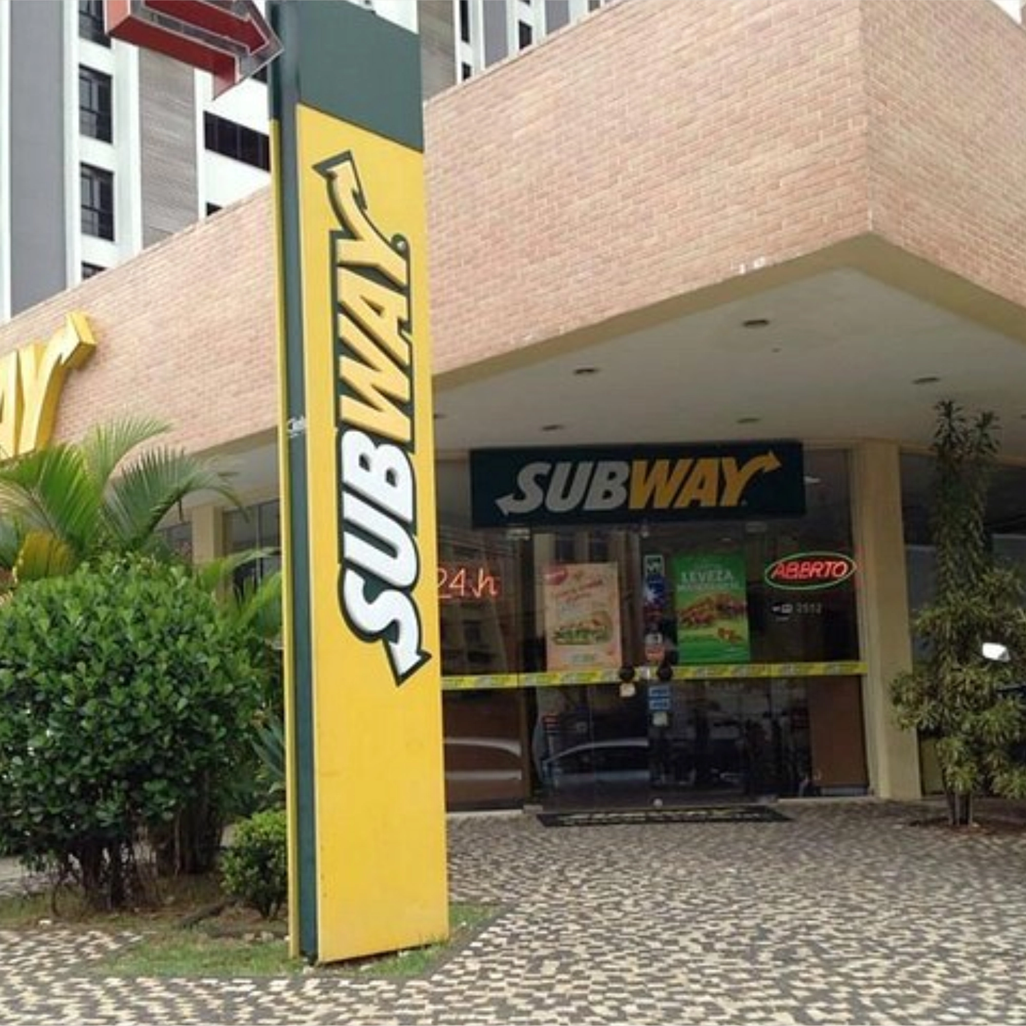 SUBWAY